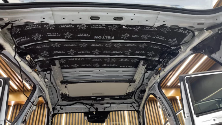 Шумоизоляция крыши HAVAL F7X белый-3