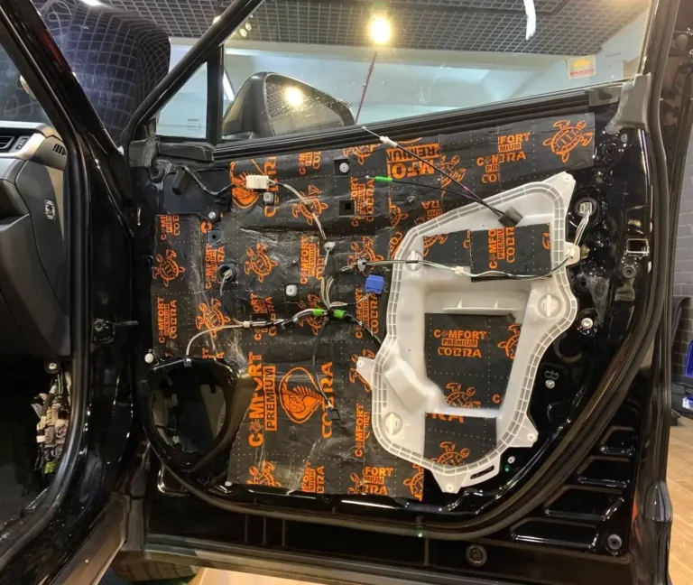 Шумоизоляция-двери-Toyota RAV 4 2022-44