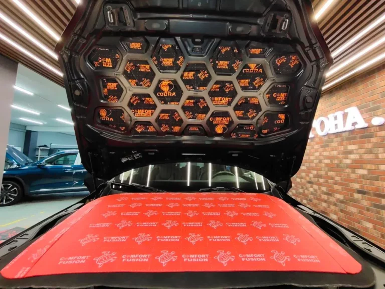 Шумоизоляция капота Volvo XC90 2021