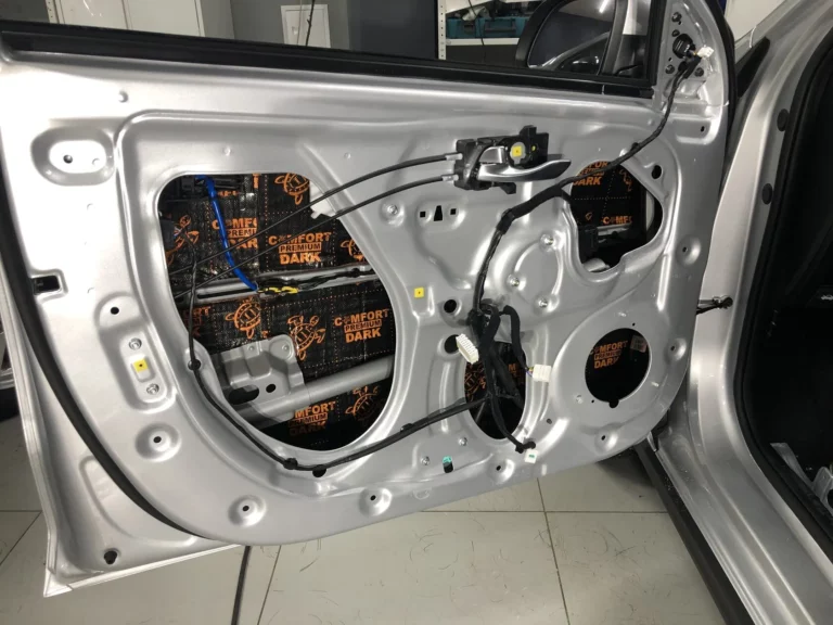 Шумоизоляция двери 2 KIA Rio