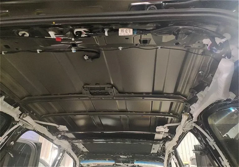 Шумоизоляция крыши Lexus LX 2022-1