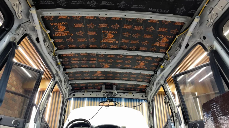 Шумоизоляция крыши Mitsubishi Pajero-2
