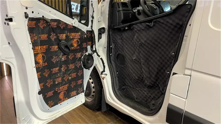 Шумоизоляция двери Renault Master-4