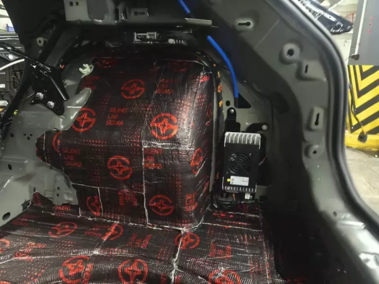 Шумоизоляция багажника Volkswagen Talagon-3