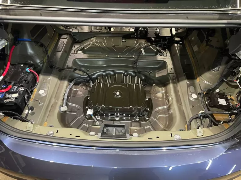 Шумоизоляция багажника Volvo S90