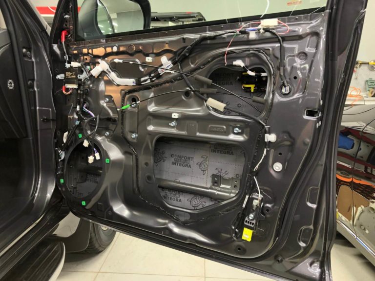 Шумоизоляция двери Land Cruiser Prado 150 3