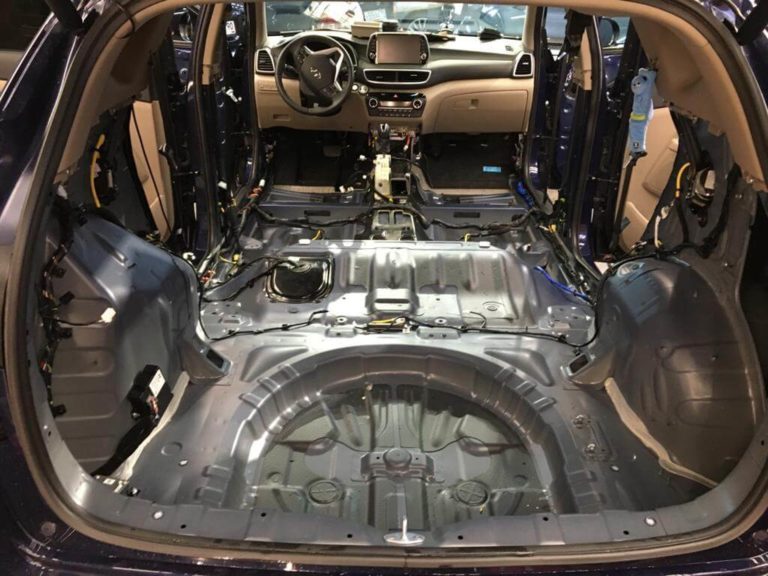 Шумоизоляция пола Hyundai Tucson 2019